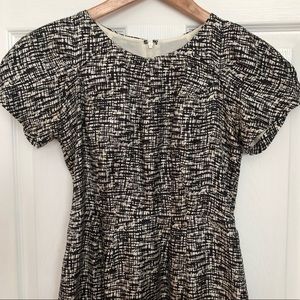 Banana Republic black and white geo pattern dress